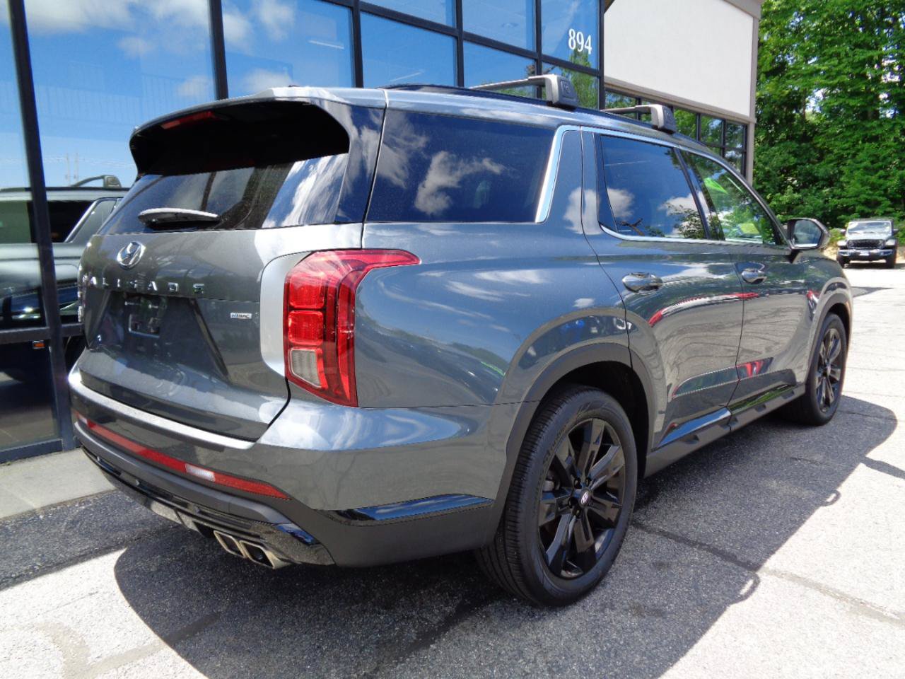 Used 2024 Hyundai Palisade XRT AWD/4WD image 5