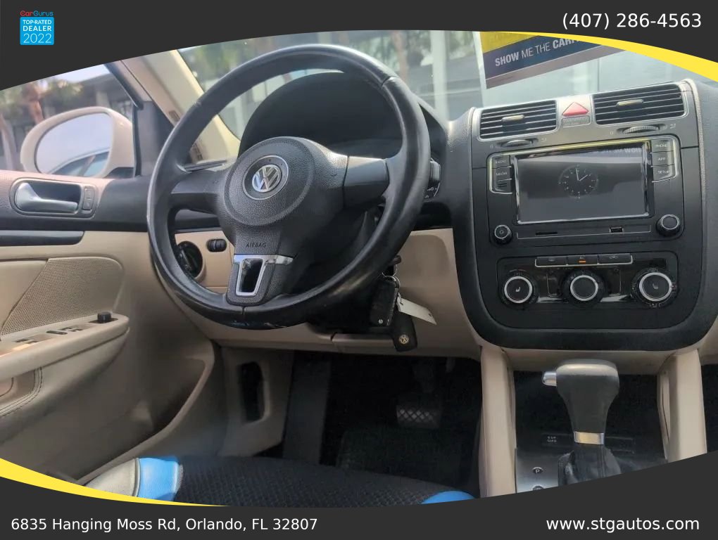 Used 2010 Volkswagen Jetta SE FWD image 18