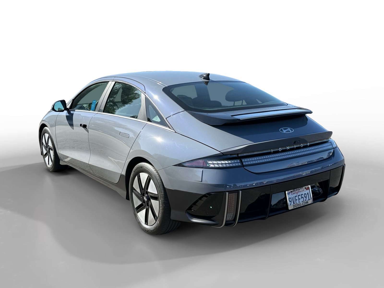 Certified 2025 Hyundai Ioniq 6 SEL RWD image 3