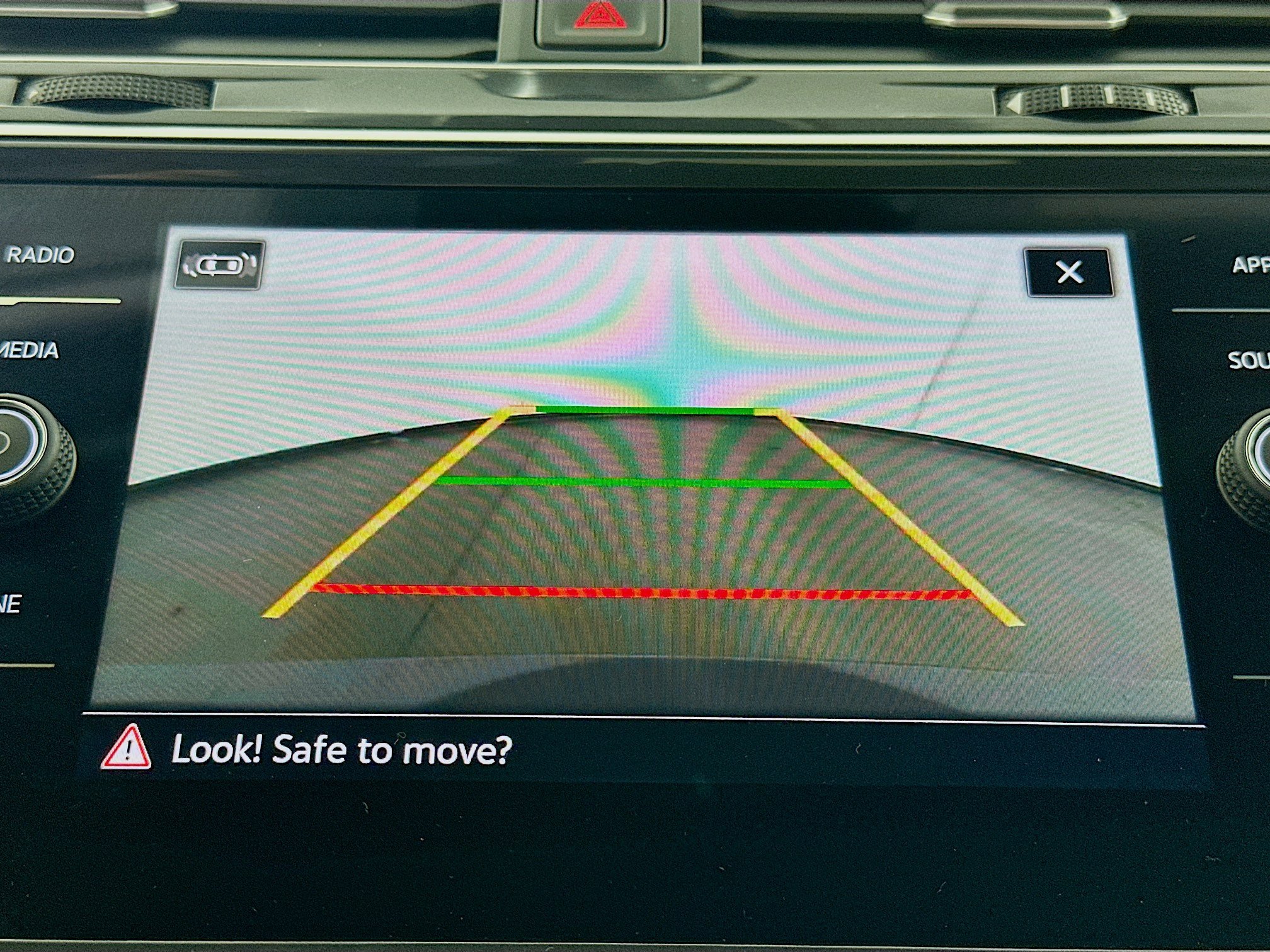 Used 2024 Volkswagen Tiguan SE image 22