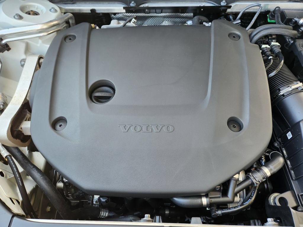 Used 2025 Volvo XC90 B6 Plus AWD/4WD image 20