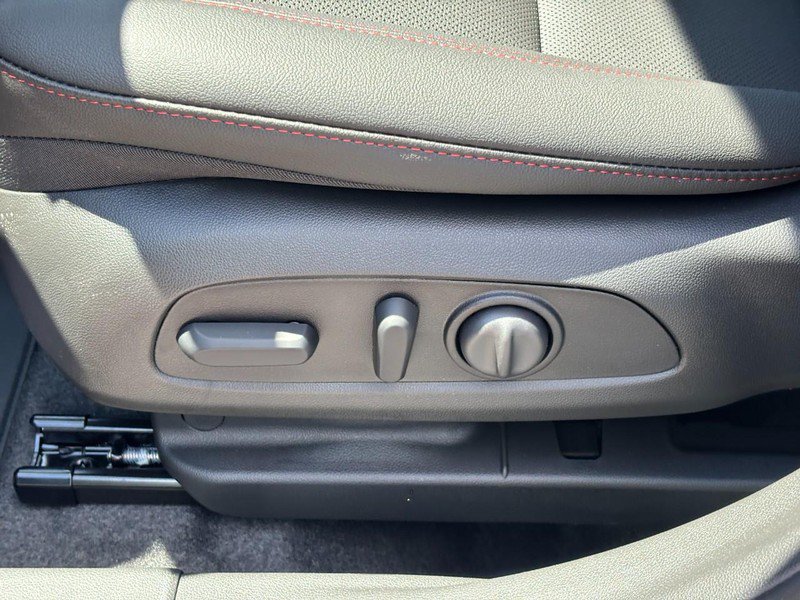 New 2026 Chevrolet Trax RS w/ Sunroof Package FWD image 10
