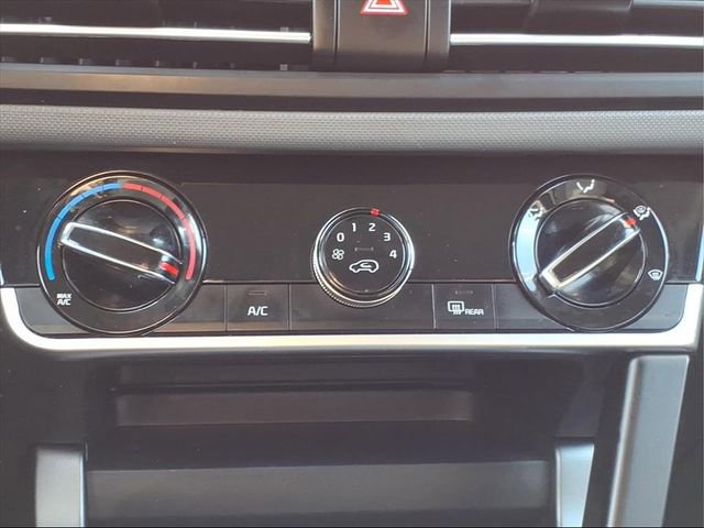 Used 2023 Kia Seltos LX image 19