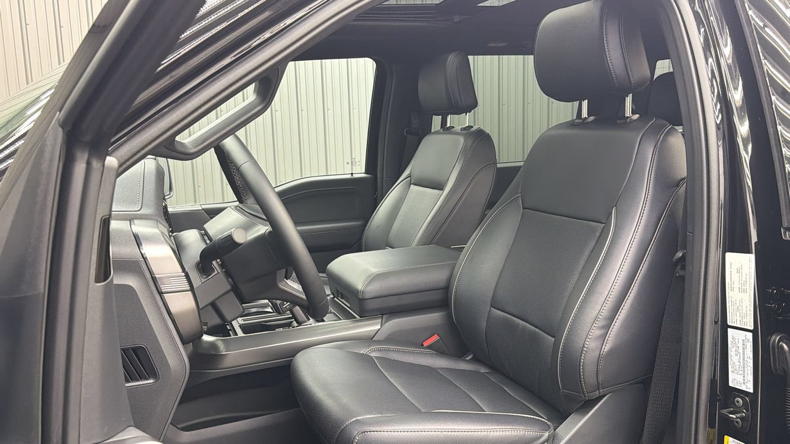 Used 2026 Ford F150 Lariat AWD/4WD image 32