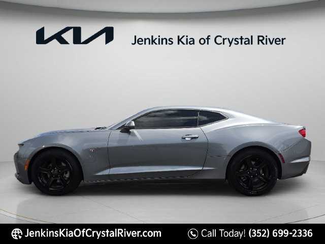 Used 2021 Chevrolet Camaro LT w/ Technology Package RWD image 13