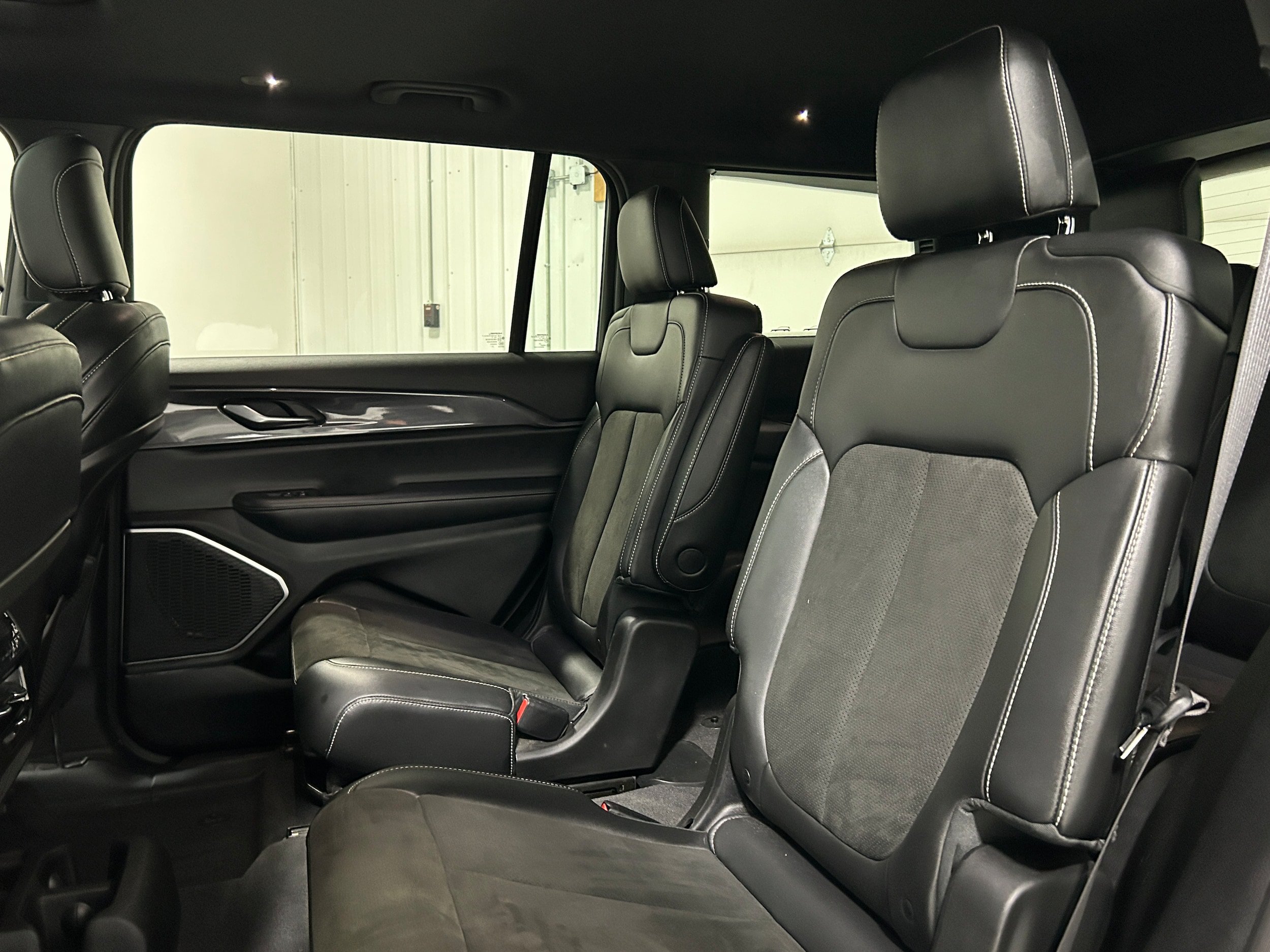 Used 2021 Jeep Grand Cherokee L Laredo AWD/4WD image 30