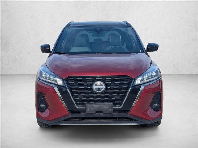 Used 2023 Nissan Kicks SR w/ SR Premium Package image 2