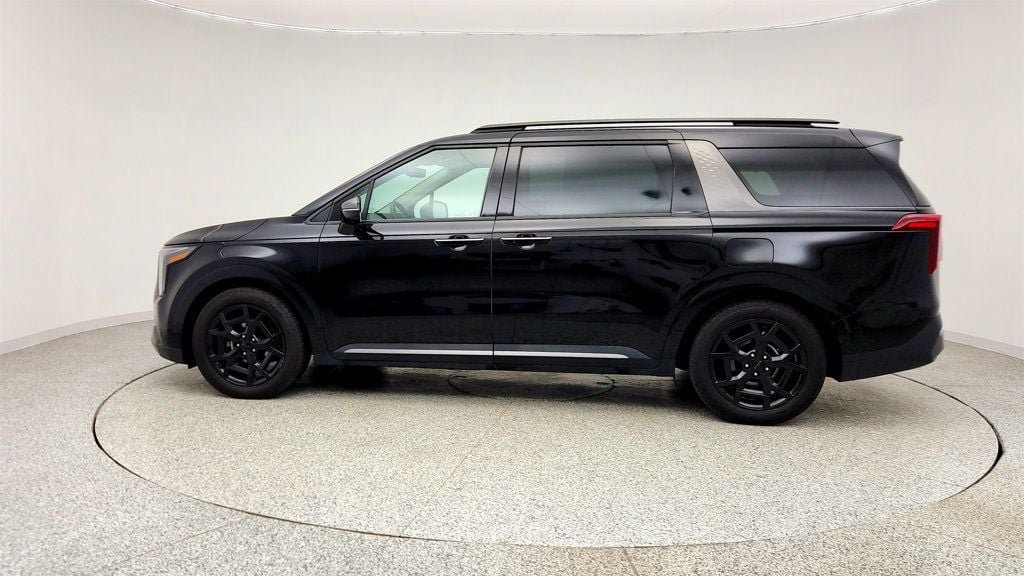 Used 2025 Kia Carnival SX Prestige FWD image 8