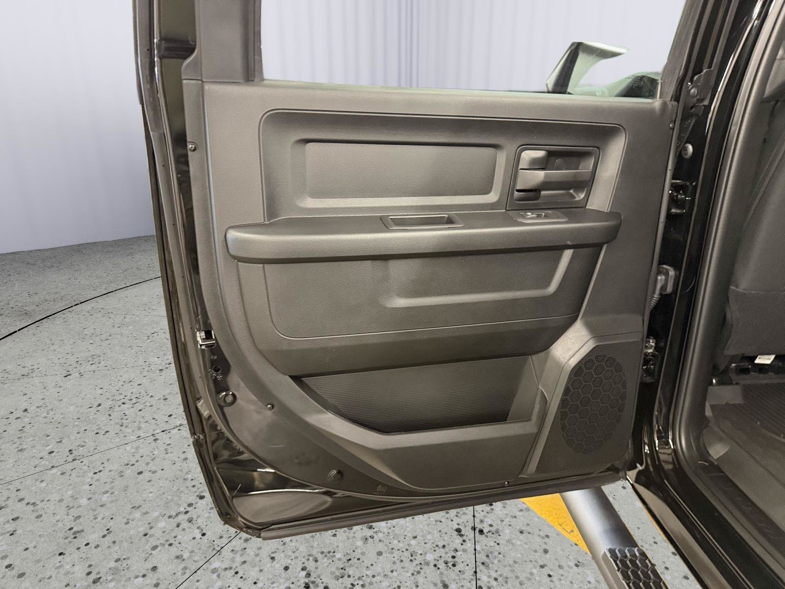 New 2026 RAM 2500 Tradesman AWD/4WD image 30
