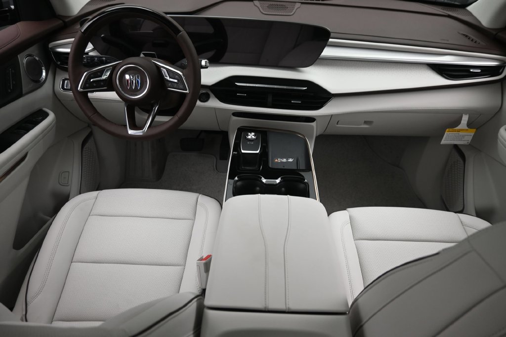 New 2026 Buick Enclave Avenir w/ Super Cruise Package AWD/4WD image 17