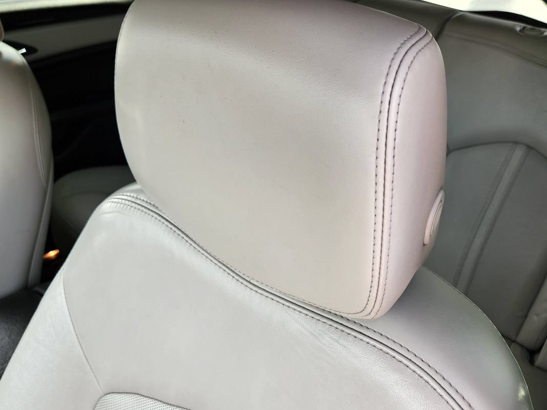 Used 2013 Cadillac SRX Luxury w/ Driver Awareness Package FWD image 18
