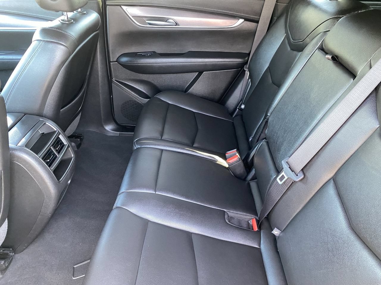 Used 2020 Cadillac XT5 Luxury FWD image 14