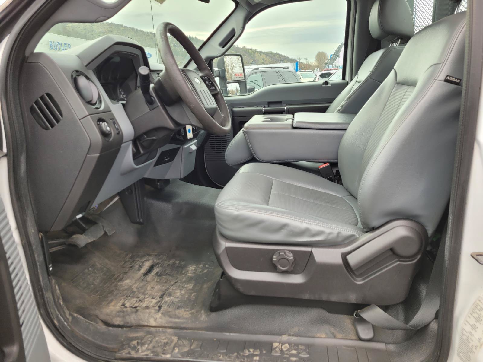 Used 2016 Ford F550 Luxury RWD image 9