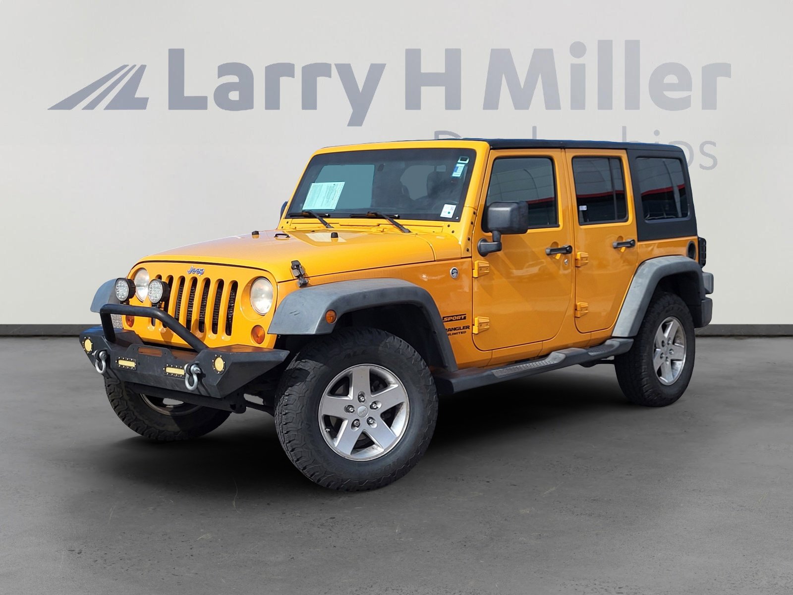 Used 2012 Jeep Wrangler Unlimited Sport image 1