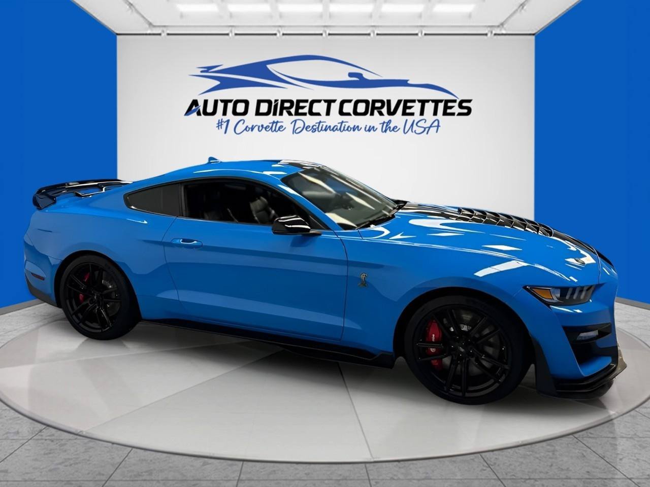Used 2022 Ford Mustang Shelby GT500 w/ Technology Package RWD image 6