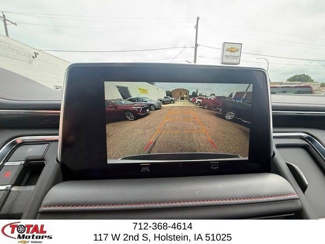 Used 2023 Chevrolet Suburban RST AWD/4WD image 27