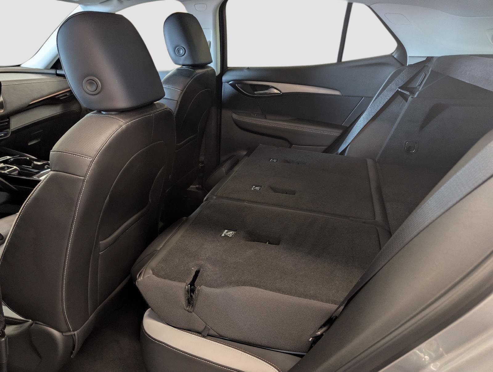 Used 2025 Buick Envision Sport Touring AWD/4WD image 20