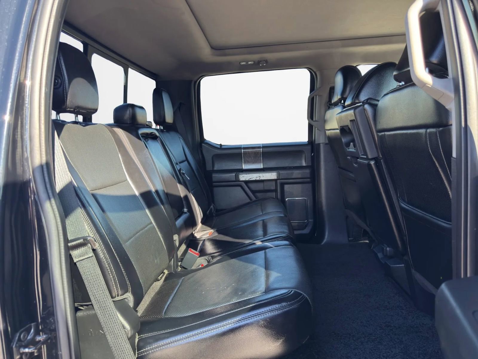 Used 2018 Ford F350 Lariat w/ Camper Package AWD/4WD image 23