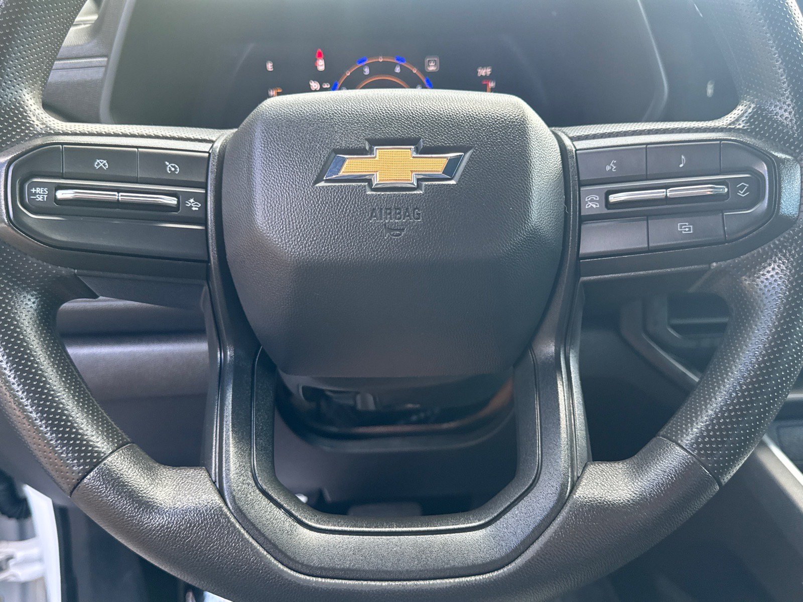 Used 2023 Chevrolet Colorado W/T w/ Safety Package AWD/4WD image 11