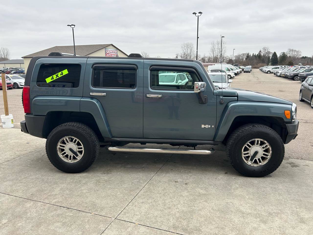 Used 2006 HUMMER H3 Sport Utility image 4