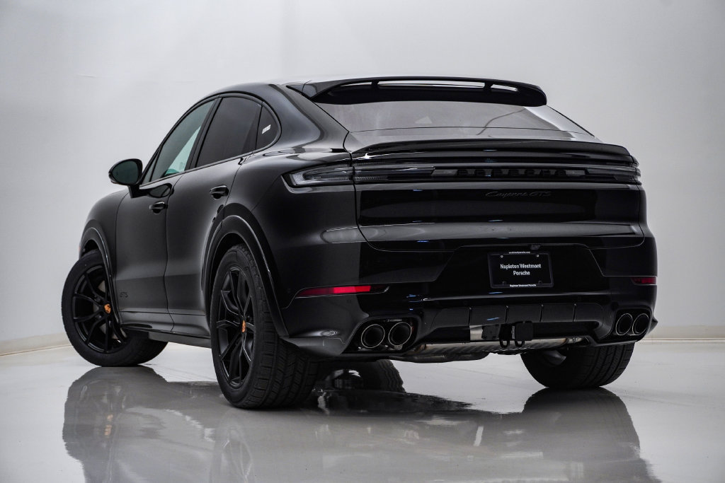 New 2026 Porsche Cayenne GTS AWD/4WD image 3