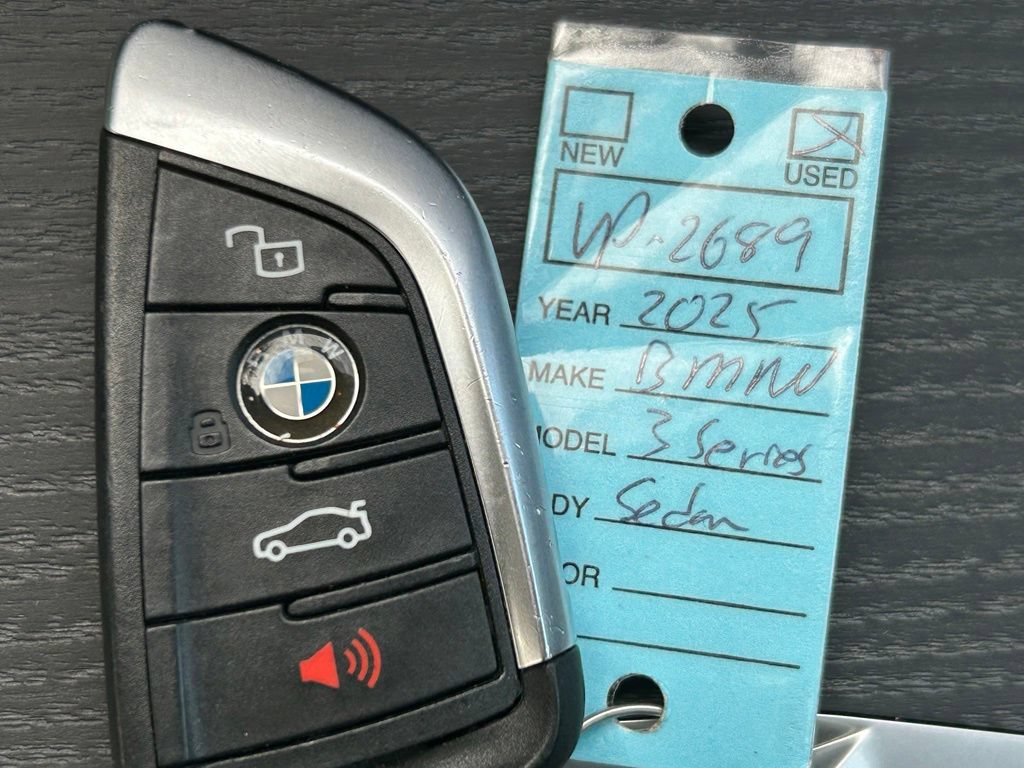 Used 2025 BMW 330i Sedan w/ Convenience Package RWD image 44