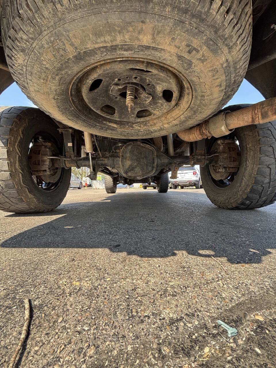 Used 2015 Ford F350 Lariat w/ Lariat Chrome Package image 36