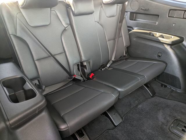 Used 2023 Kia Telluride EX w/ EX Captain's Chair Package image 32