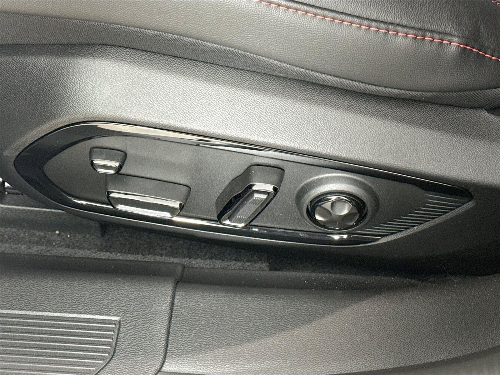 New 2026 Dodge Charger R/T AWD/4WD image 23