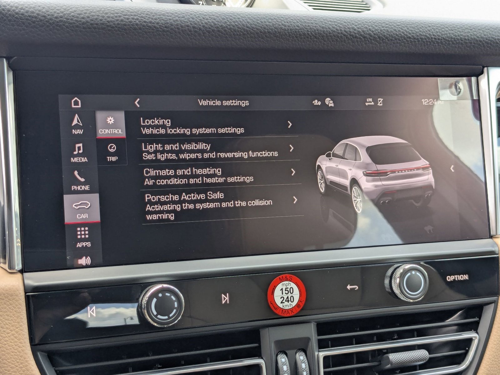 New 2026 Porsche Macan image 18