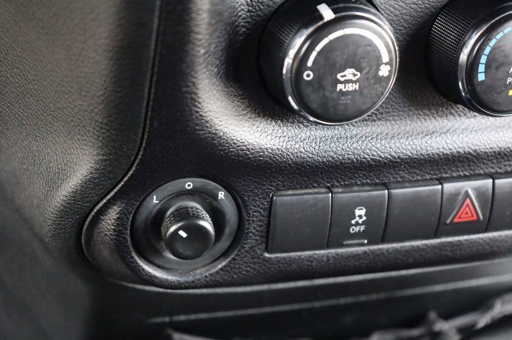 Used 2017 Jeep Wrangler Unlimited Sport w/ Quick Order Package 23S image 29