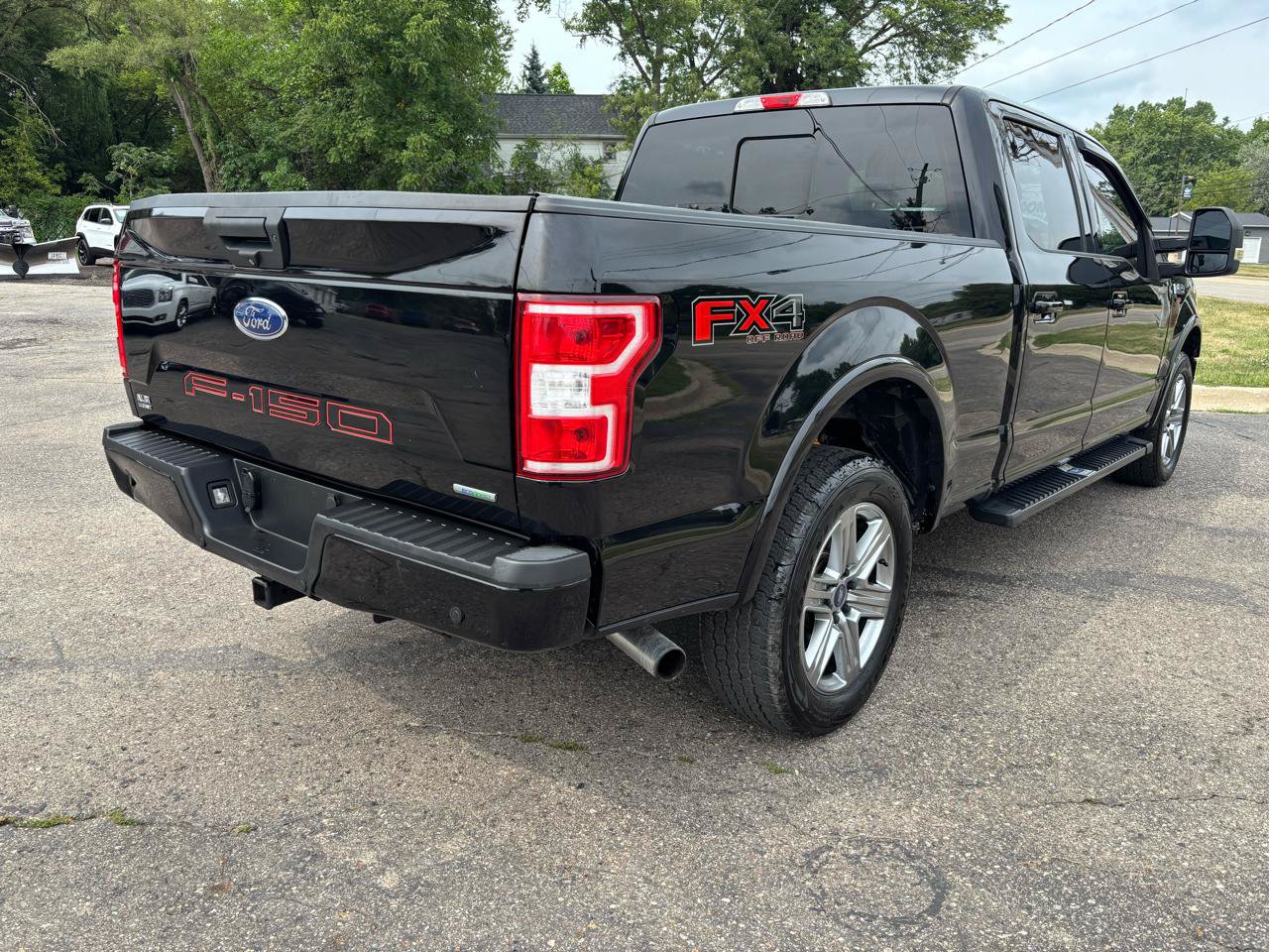 Used 2019 Ford F150 XLT w/ Equipment Group 302A Luxury AWD/4WD image 5