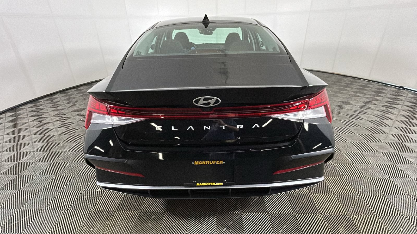 Certified 2024 Hyundai Elantra SEL w/ Convenience Package FWD image 4