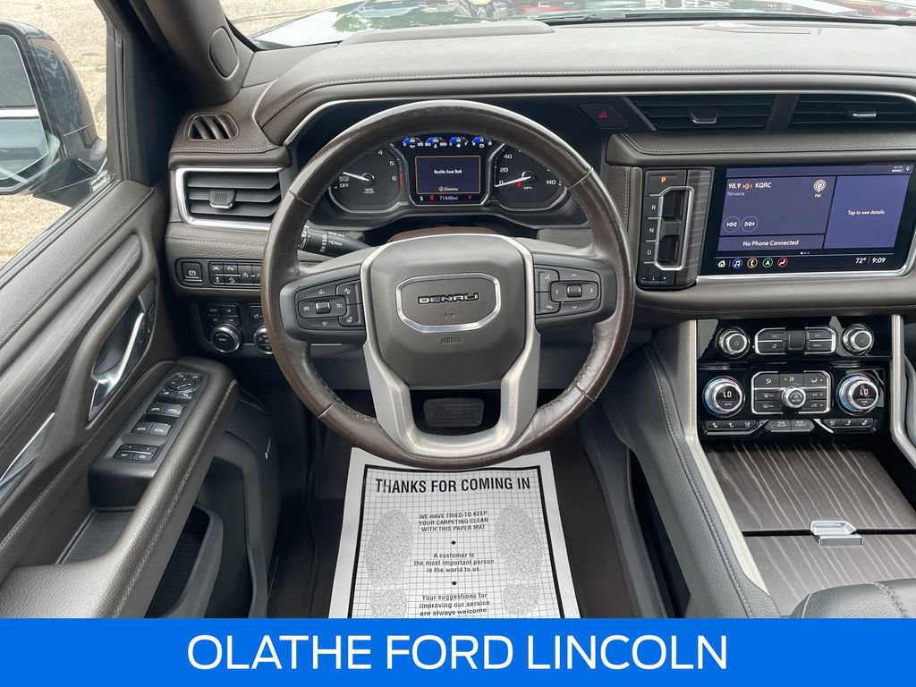 Used 2021 GMC Yukon Denali w/ Denali Premium Package AWD/4WD image 17
