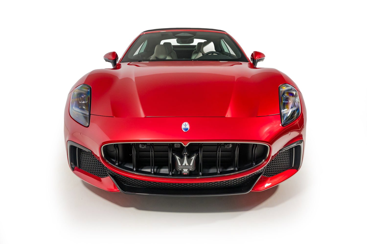 Used 2024 Maserati GranCabrio Trofeo image 4