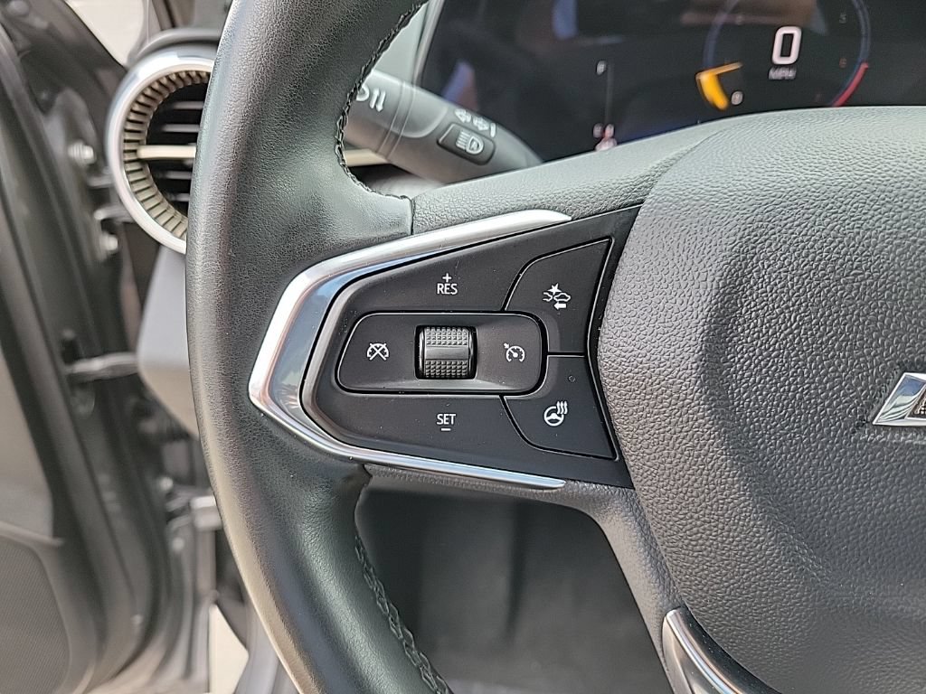 Used 2025 Chevrolet Trax ACTIV w/ Driver Confidence Package FWD image 19