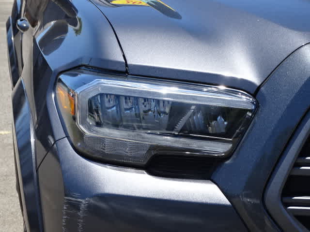 Certified 2022 Toyota Tacoma TRD Sport w/ TRD Premium Sport Package RWD image 5