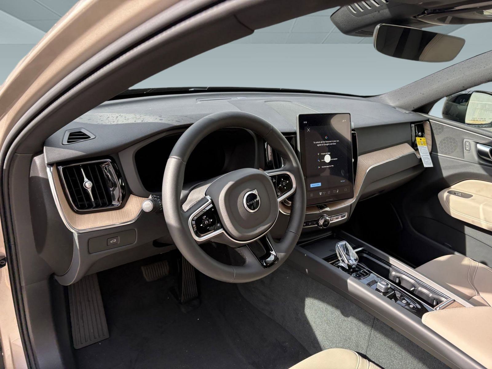 New 2026 Volvo XC60 B5 Plus w/ Climate Package image 4