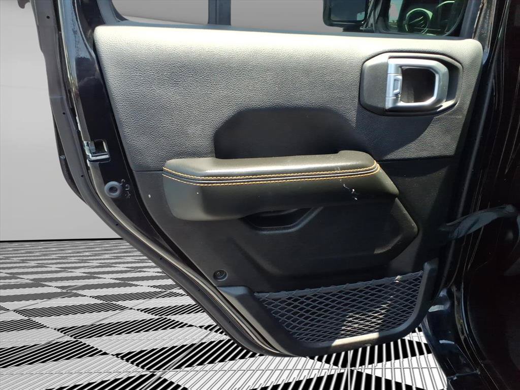 Used 2024 Jeep Wrangler Unlimited Sahara AWD/4WD image 21