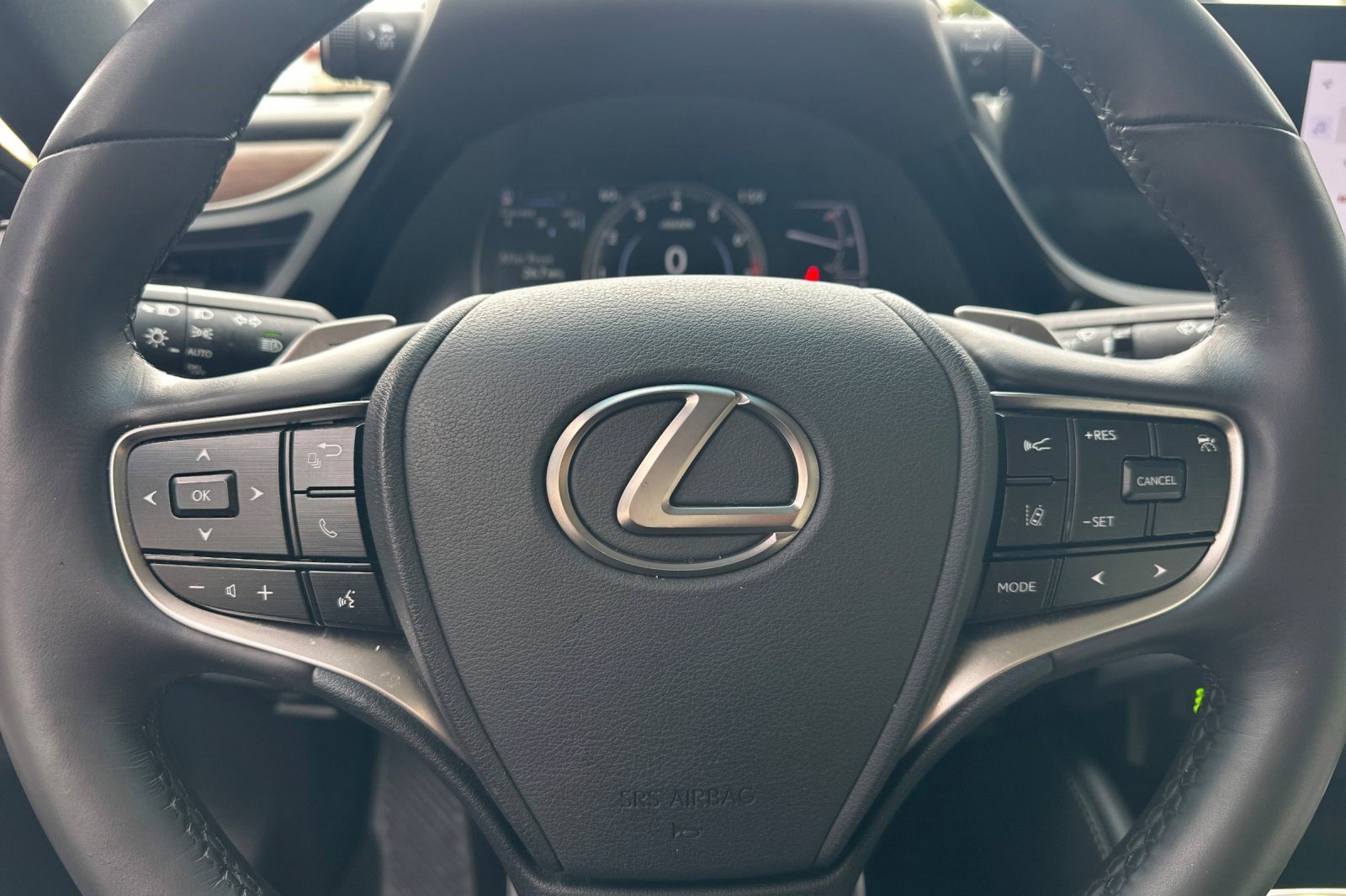 Certified 2023 Lexus ES 350 w/ Premium Package FWD image 28
