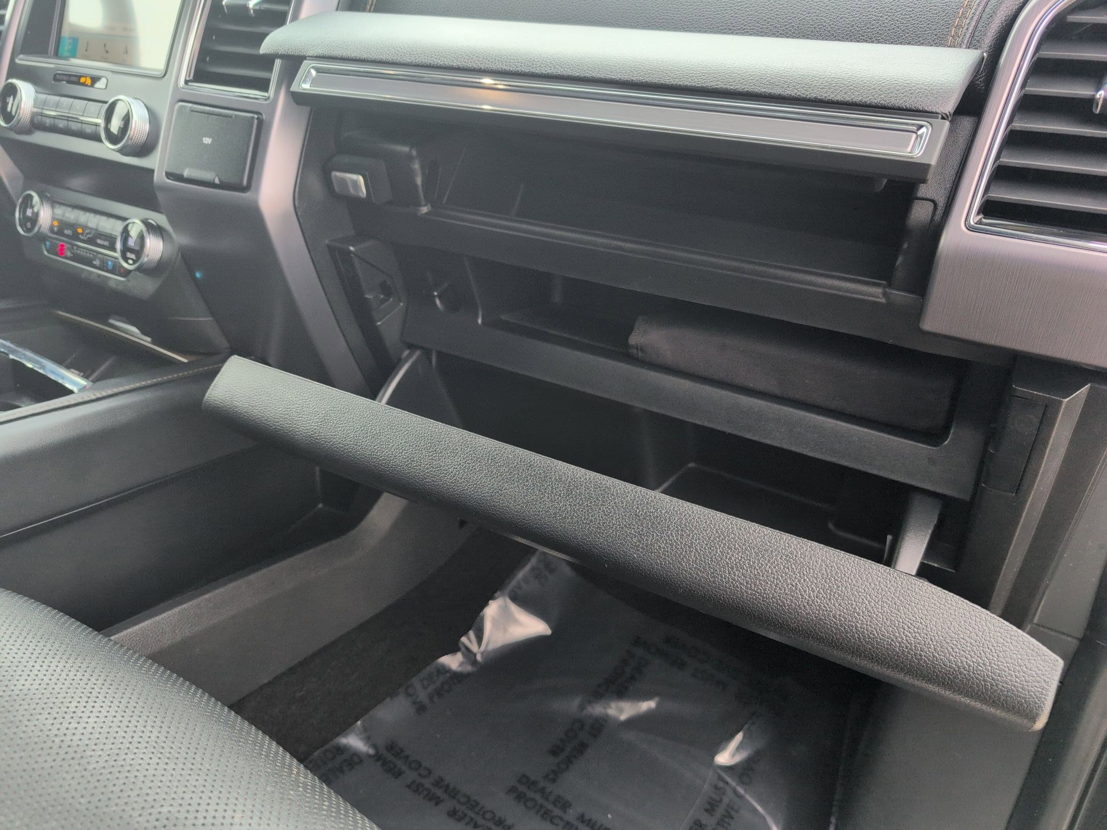 Used 2019 Ford Expedition Platinum image 32