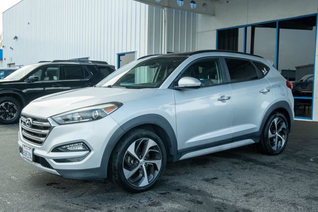 Used 2018 Hyundai Tucson Limited w/ Ultimate Package 02