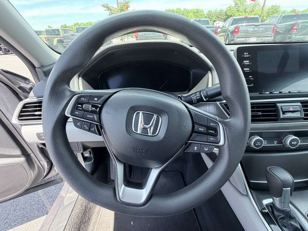 Used 2018 Honda Accord LX image 12