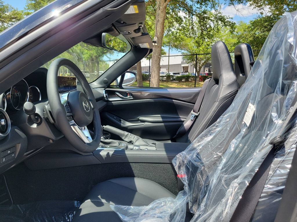New 2026 MAZDA MX-5 Miata Grand Touring RWD image 2