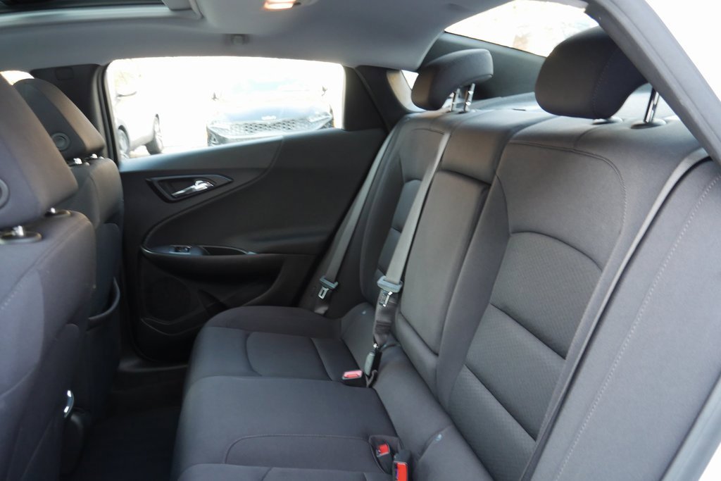 Used 2024 Chevrolet Malibu LT image 28