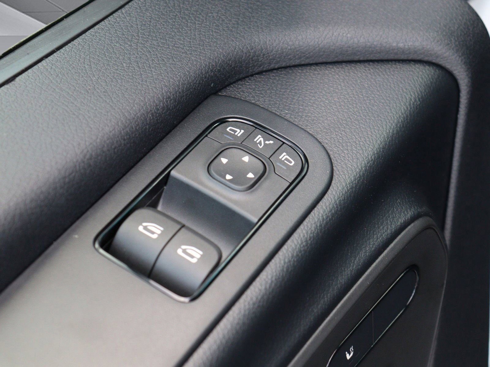 New 2025 Mercedes-Benz Sprinter 2500 image 12