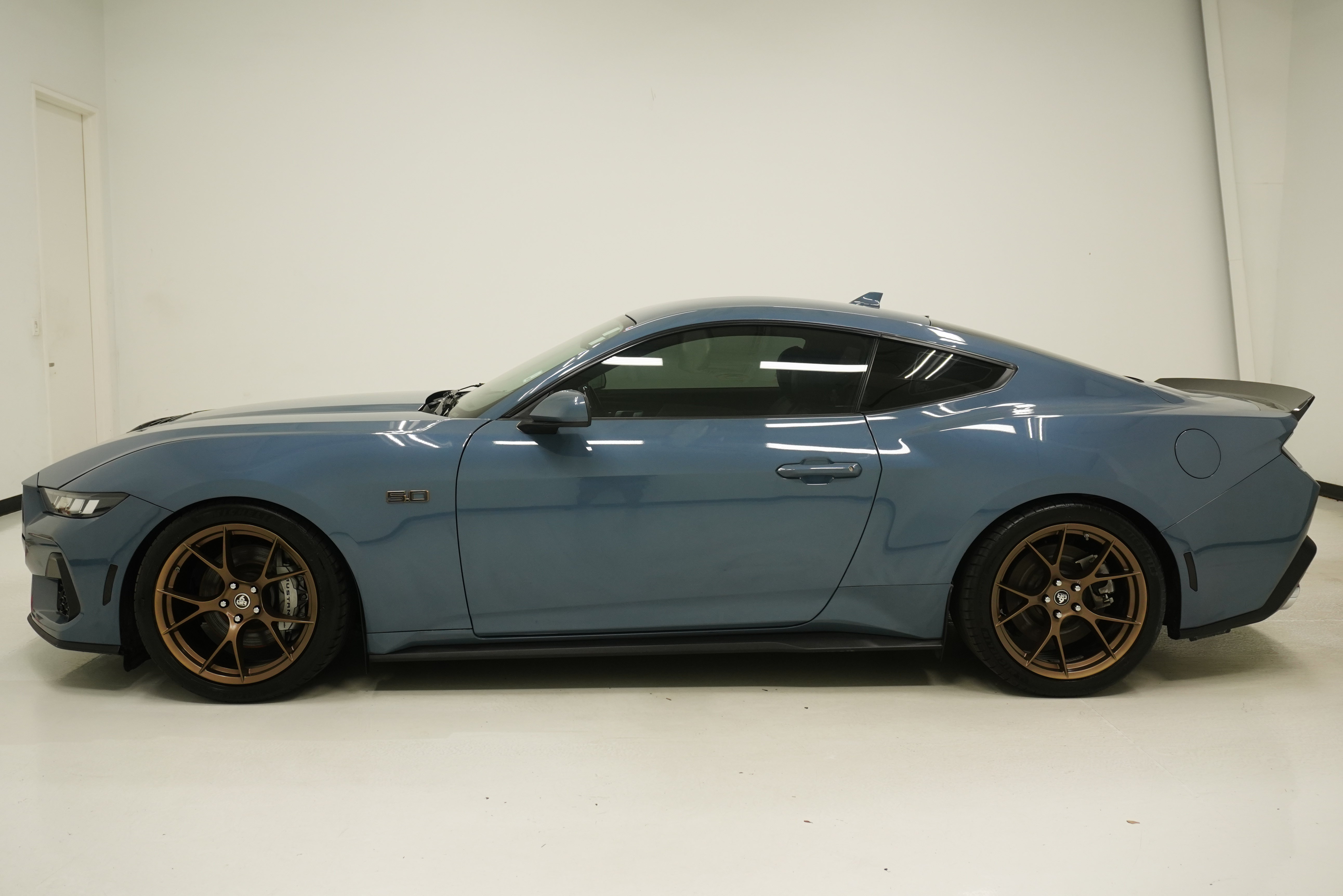 Used 2024 Ford Mustang GT RWD image 7