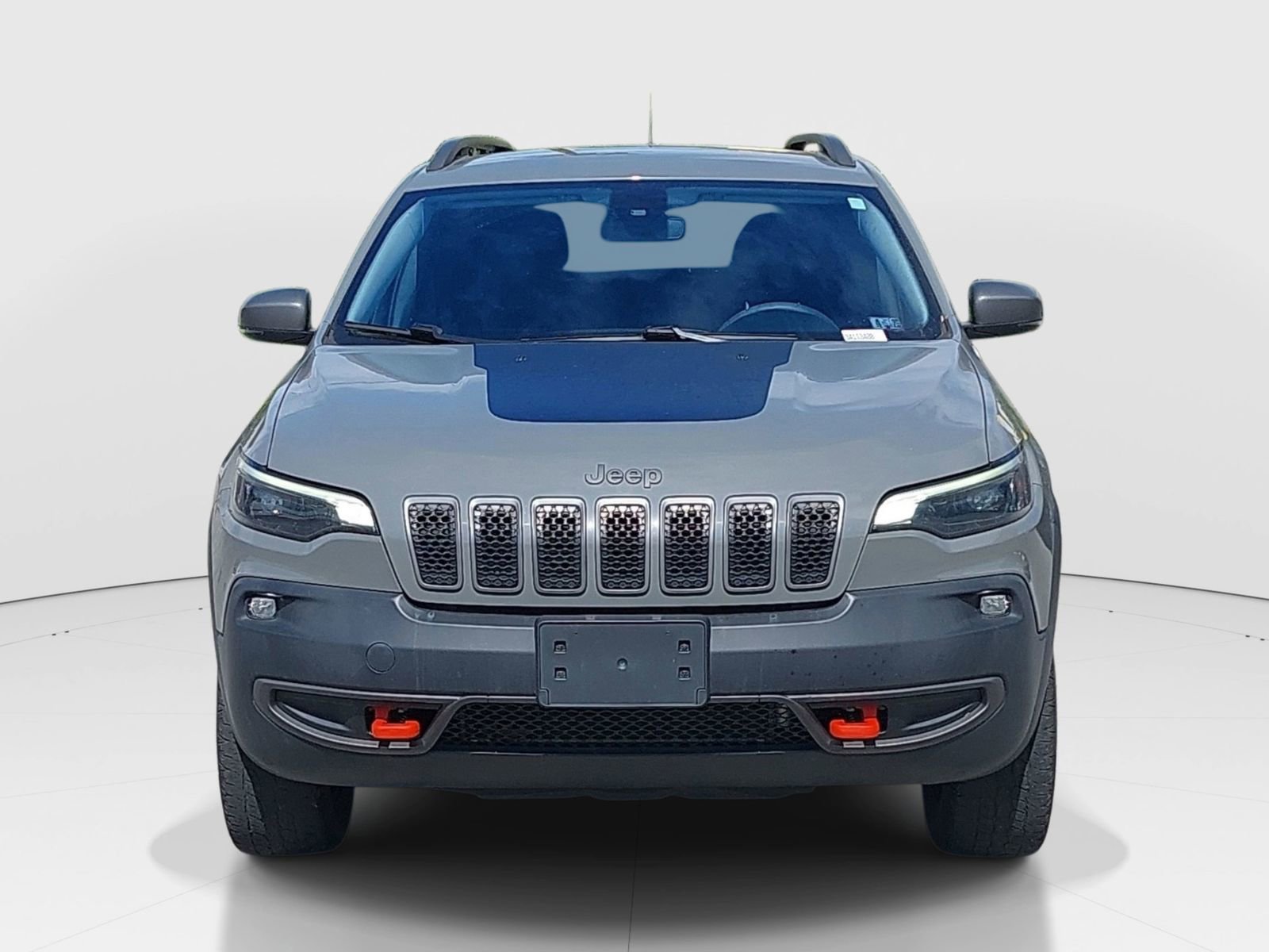Used 2019 Jeep Cherokee Trailhawk w/ Cold Weather Group image 2