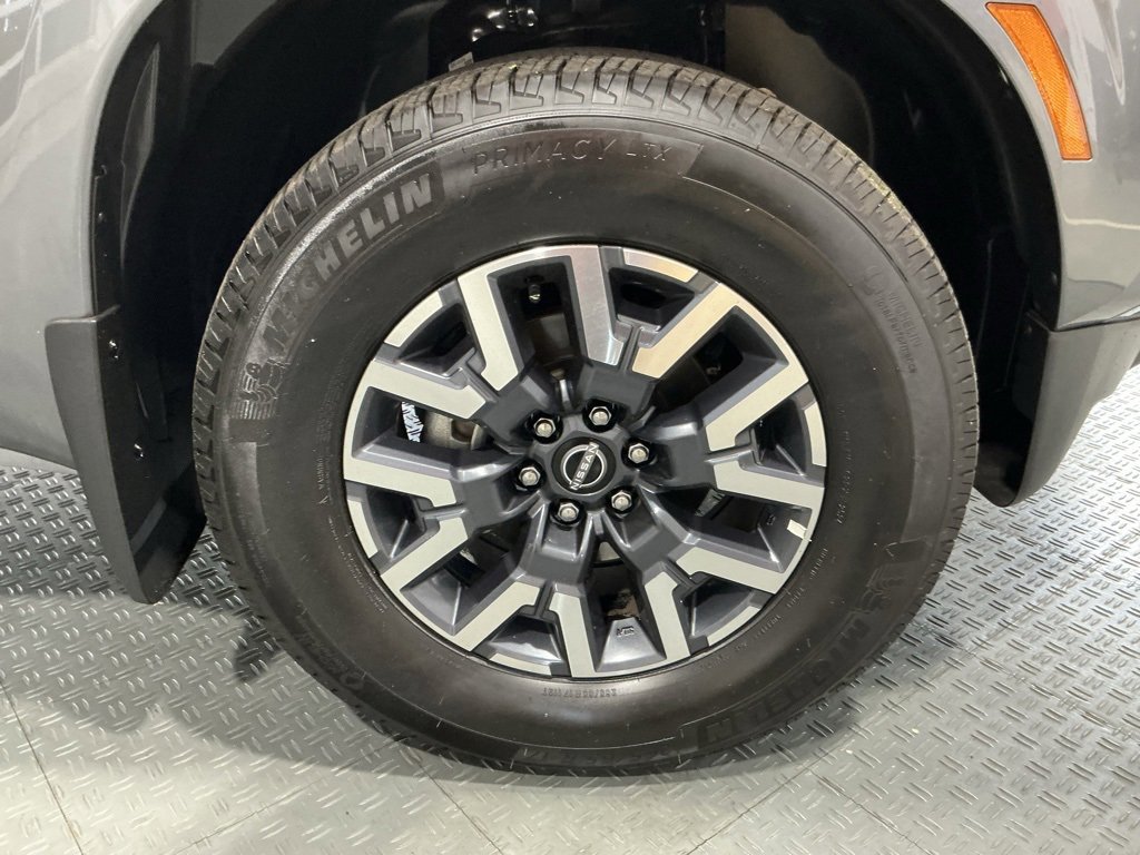 Used 2024 Nissan Frontier SL image 33