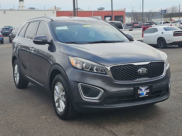 Used 2016 Kia Sorento LX image 10